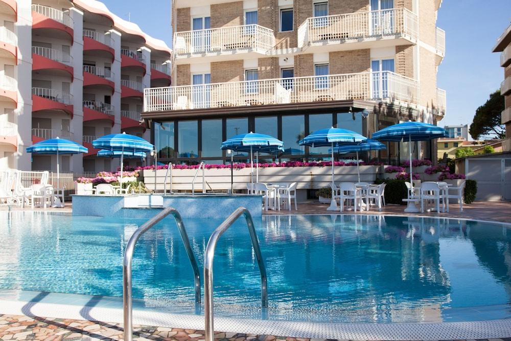 Regent'S Hotel Lido di Jesolo Zewnętrze zdjęcie